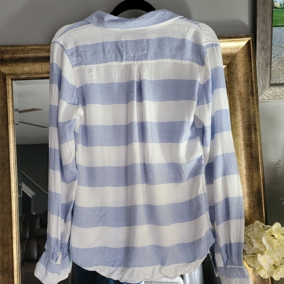 Rails stripped button down women blue and white top - Picture 2 of 5